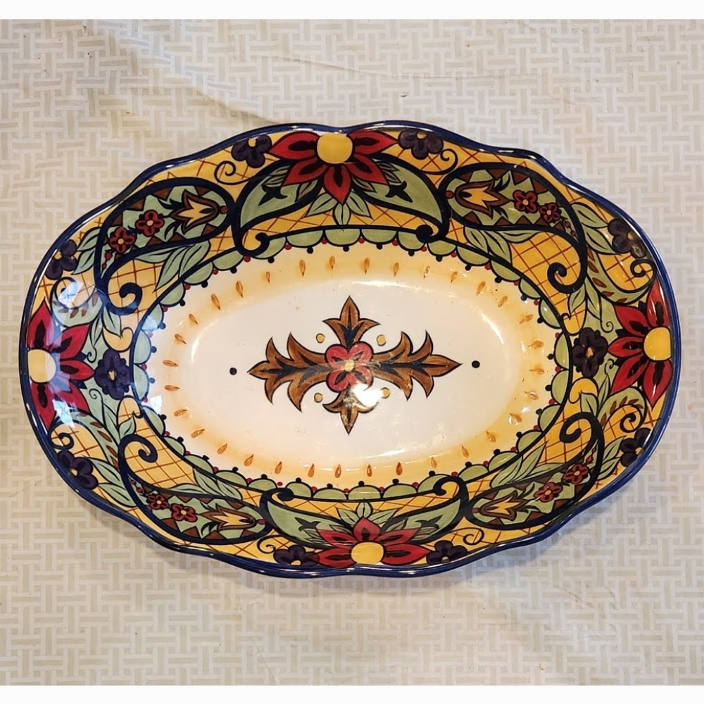 Corsica Crown Jewel serving Bowl